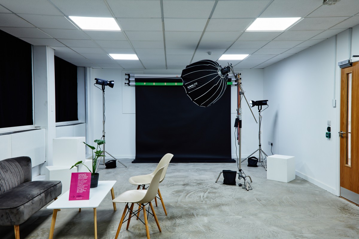 Image for MAKE IT Barking Photography + Film Studio