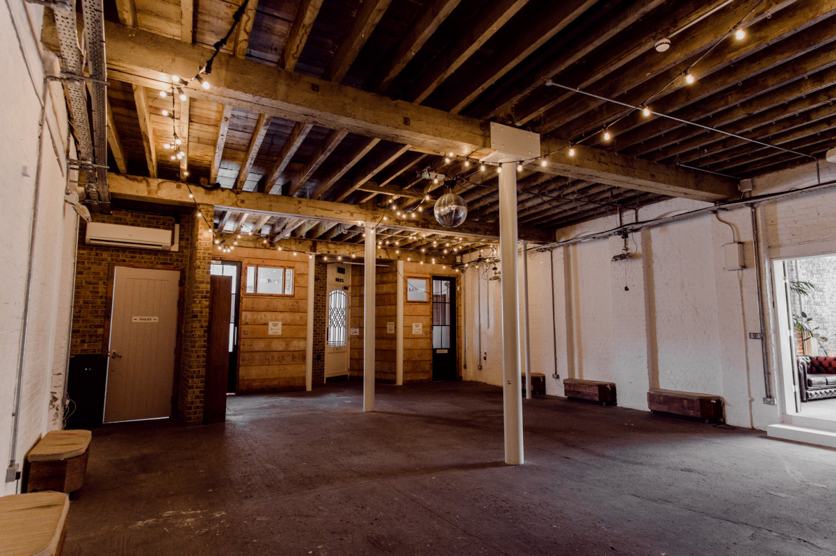 image for 100 Barrington