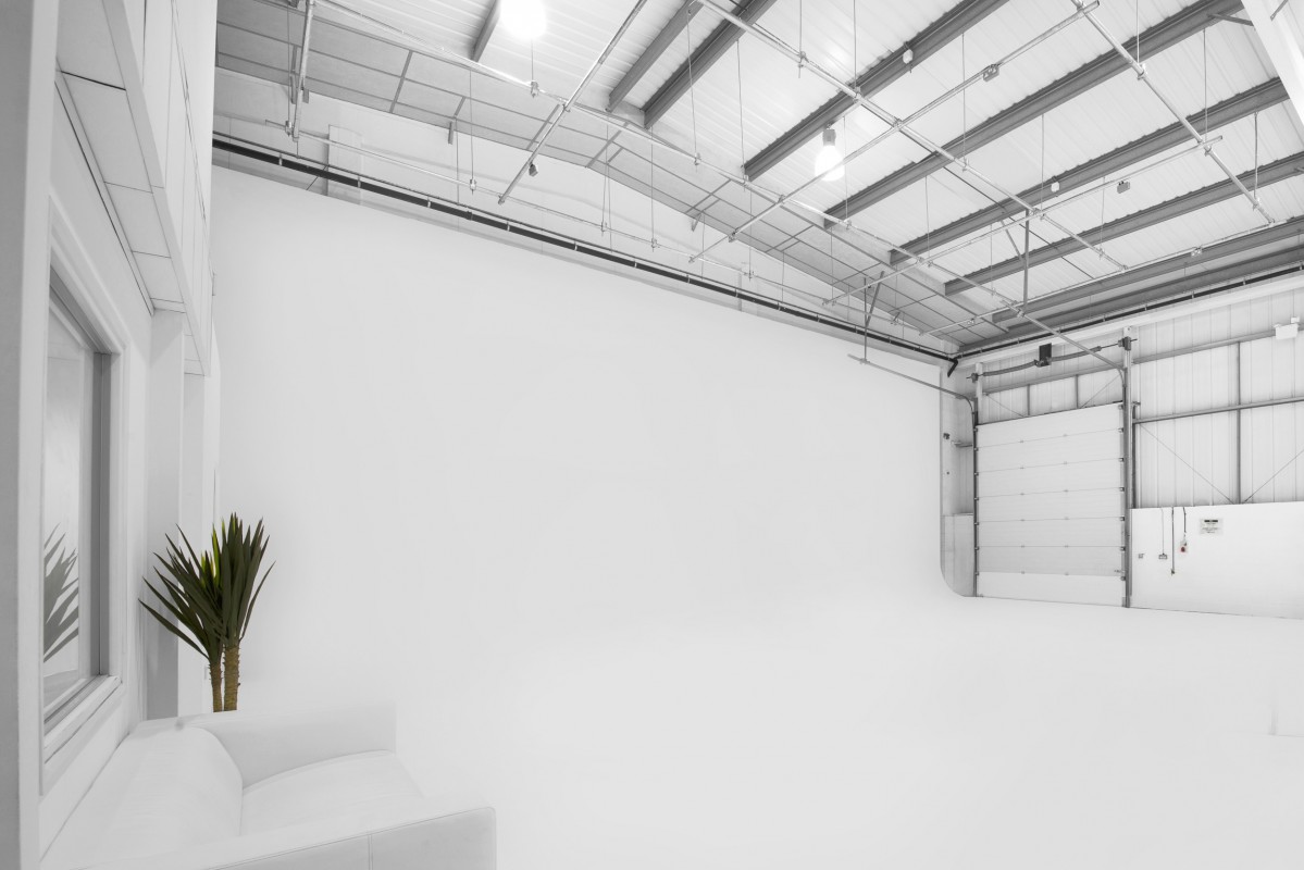 image for Uniq Studios - Studio 2
