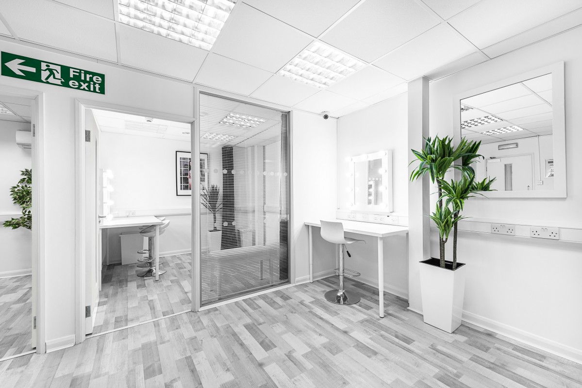 image for Uniq Studios - Studio 3