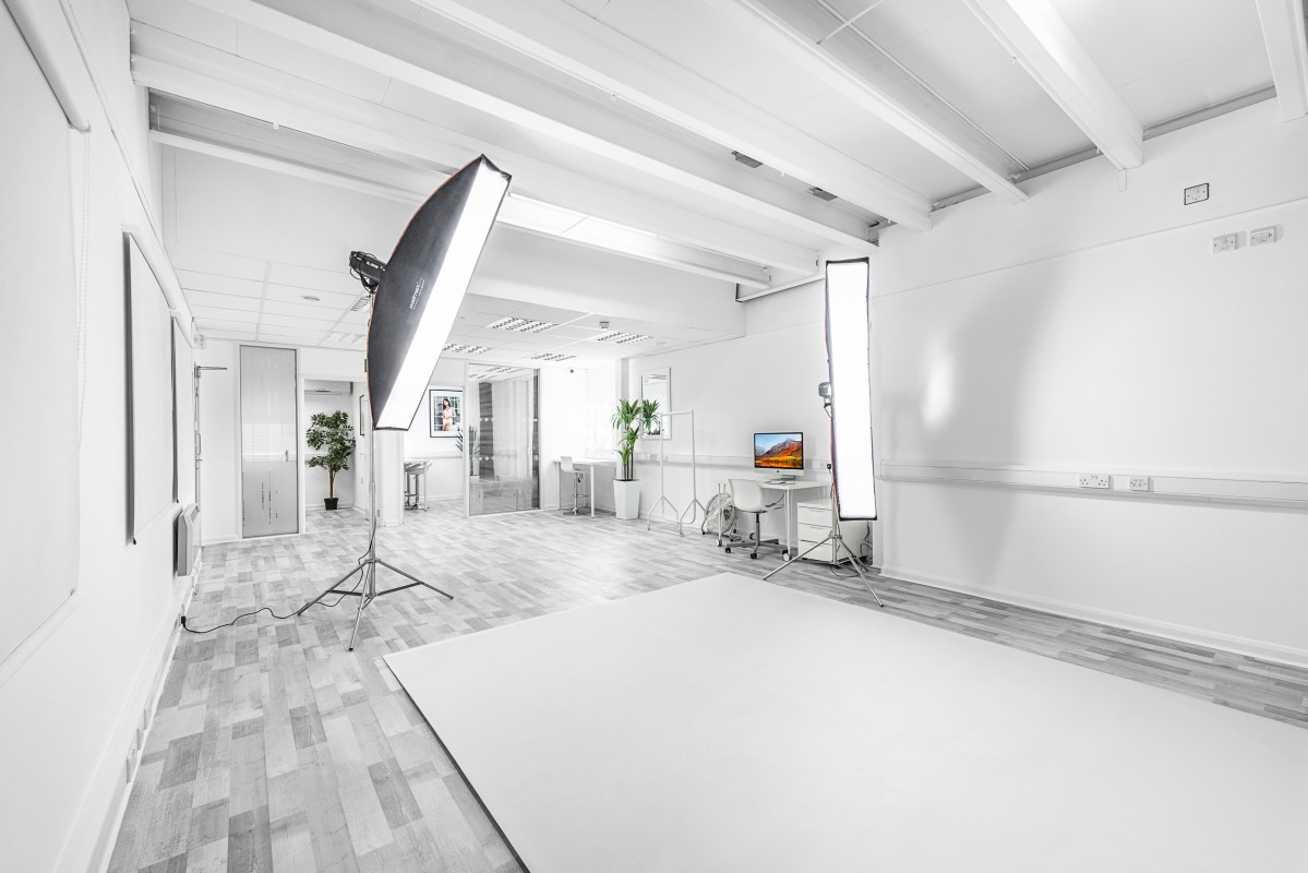 image for Uniq Studios - Studio 3