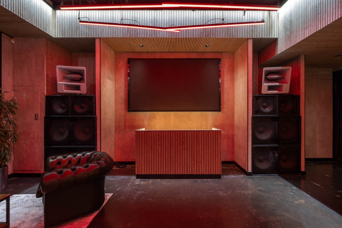 image for Studio Spaces Onyx Bar