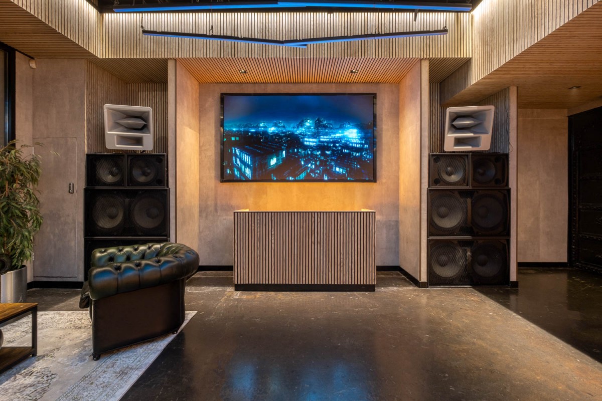 image for Studio Spaces Onyx Bar